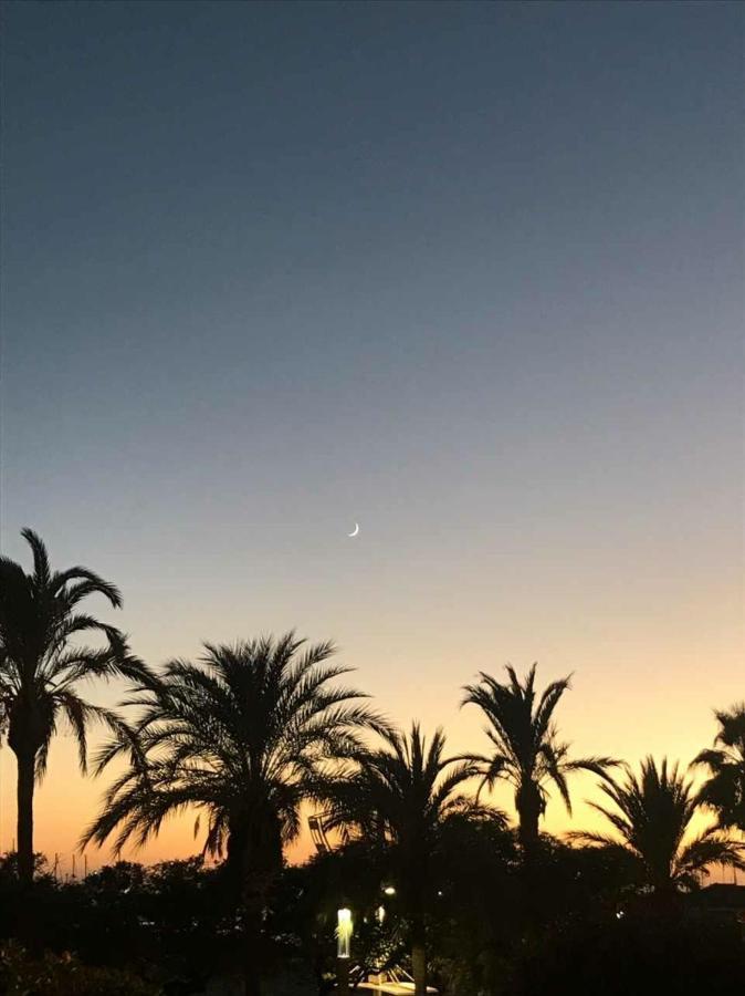 Apartamento Primera Linea Mar Cambrils Cerca Puerto Kültér fotó